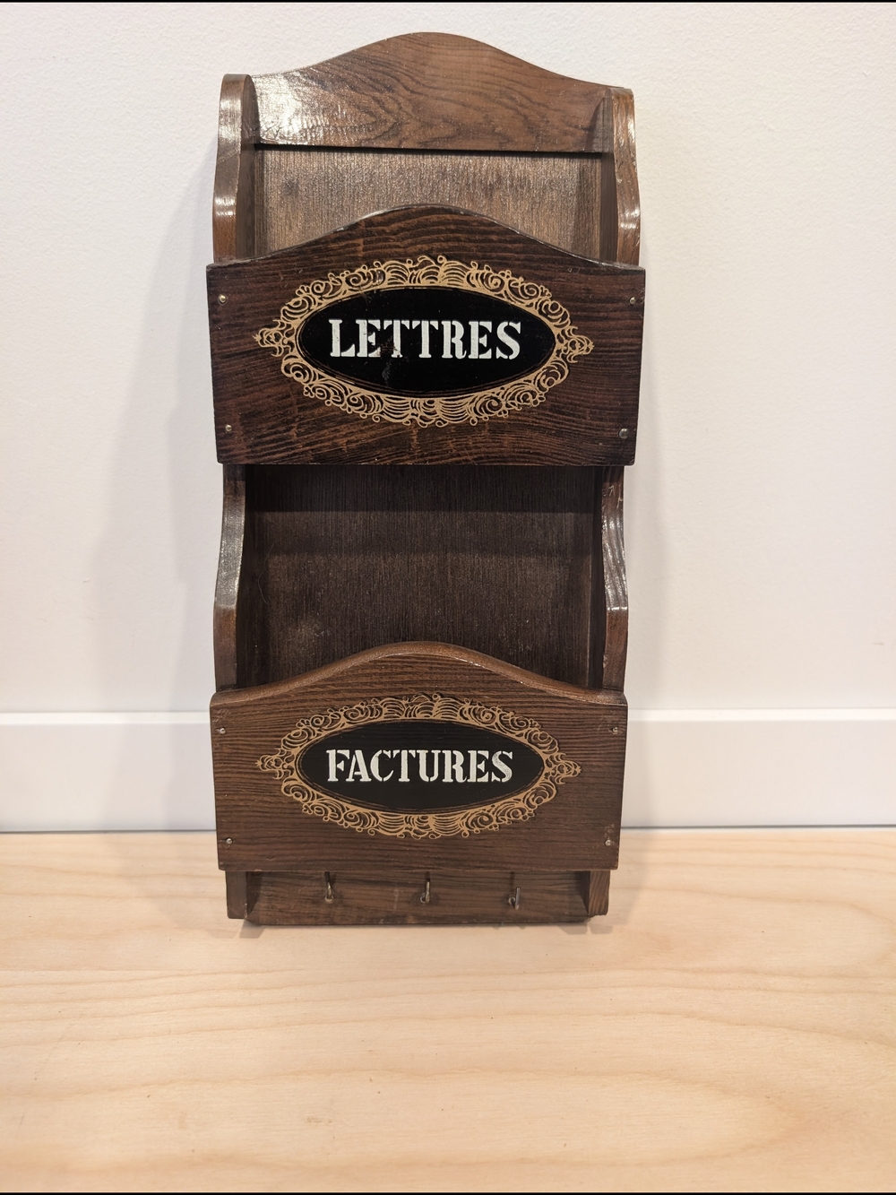Vintage Style Dark Brown Wooden Wall Mail Organizer - 'Lettres' & 'Factures' - Picture 2 of 8